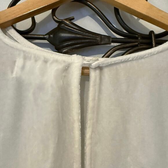 Velvet by Graham & Spencer Nancy Silk Velvet Top Ivory White Large Quiet Luxury - Picture 6 of 11